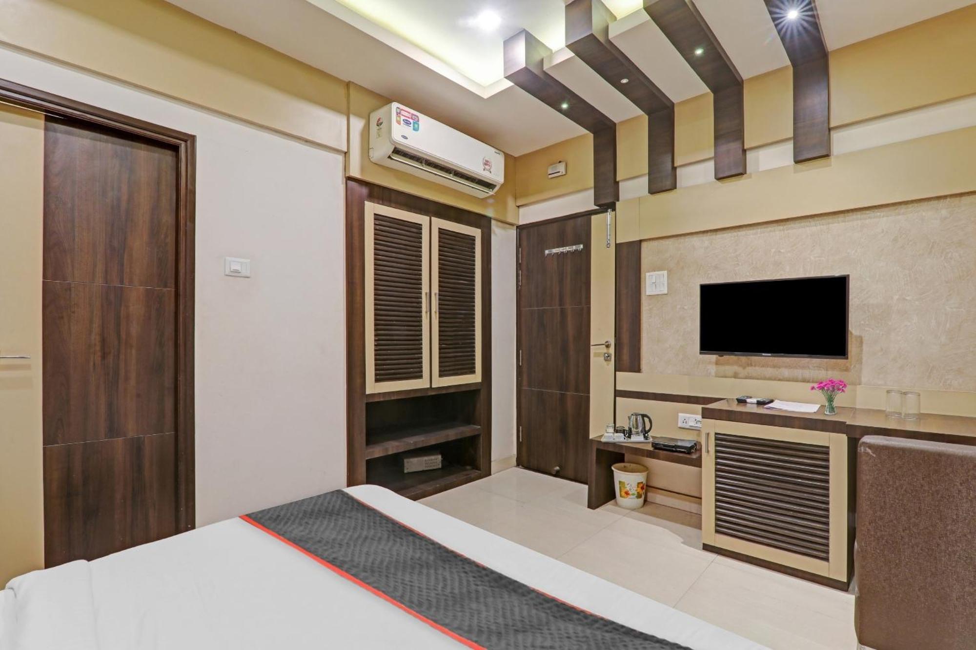 FabHotel Tirupati Galaxy Kanpur Bagian luar foto