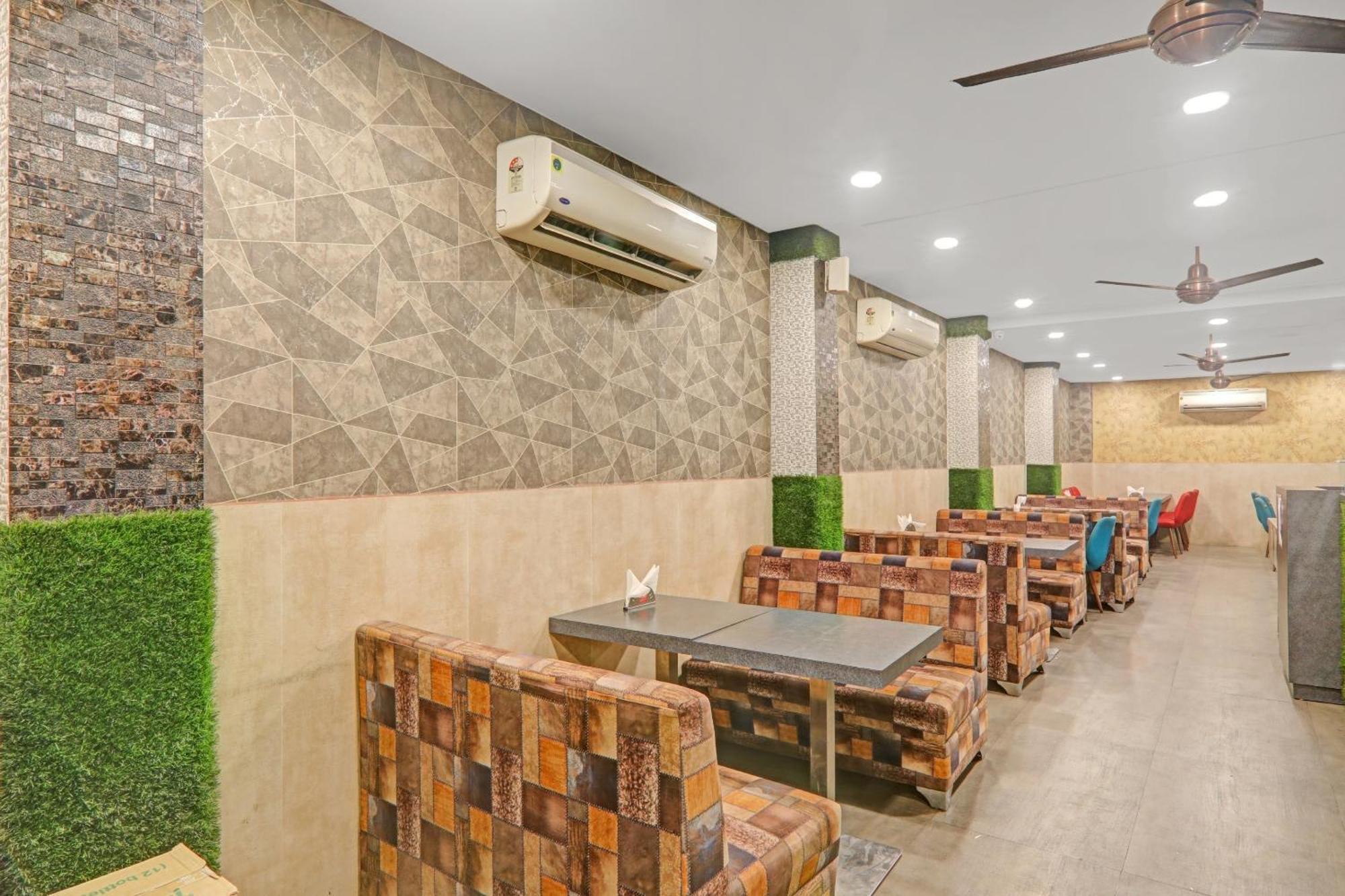 FabHotel Tirupati Galaxy Kanpur Bagian luar foto